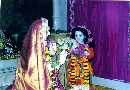 gal/Vrindavan_Dhama/_thb_Yasoda & Damodara.jpg